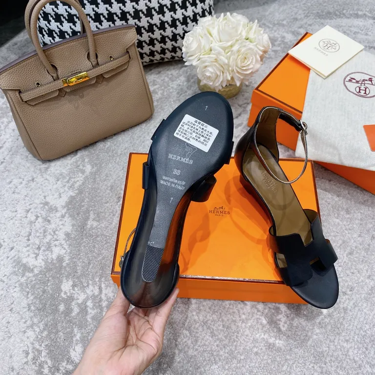 Hermes Shoe 